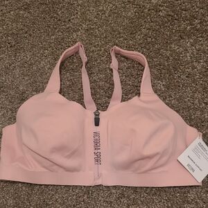 NWT Victoria's Secret Light Pink Sports Bra
